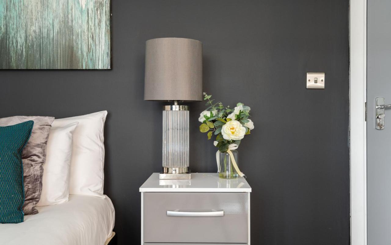 Spacious And Modern 4 Bed Apartment Next To Borough Station London Ngoại thất bức ảnh